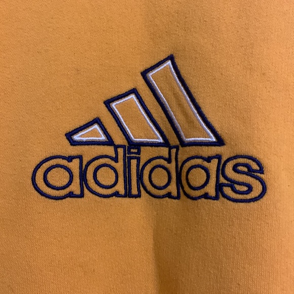 Vintage Yellow Adidas Crewneck - Picture 2 of 4